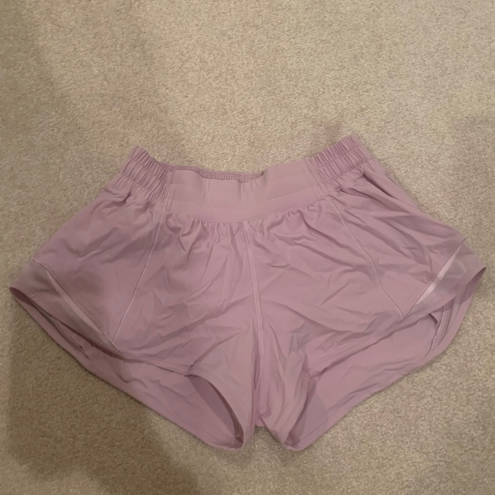 Lululemon Hotty Hot Short II